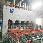 Melamínový laminát horúci lis